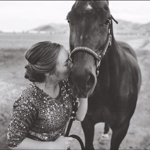 Meet your Posher, Leah